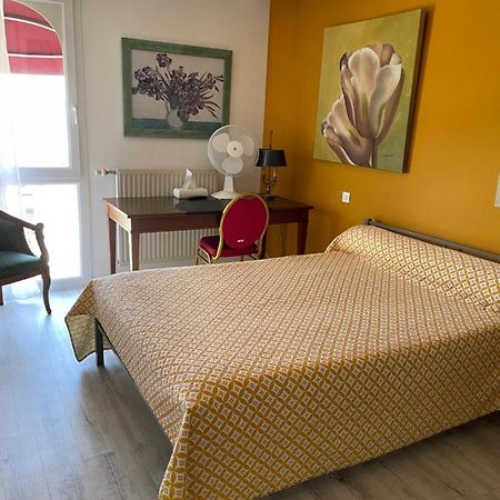 Hotel L'Abribis Firminy Zewnętrze zdjęcie