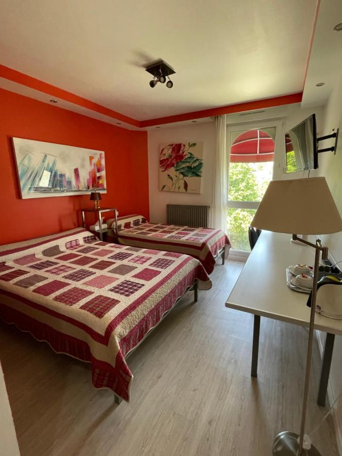 Hotel L'Abribis Firminy Zewnętrze zdjęcie
