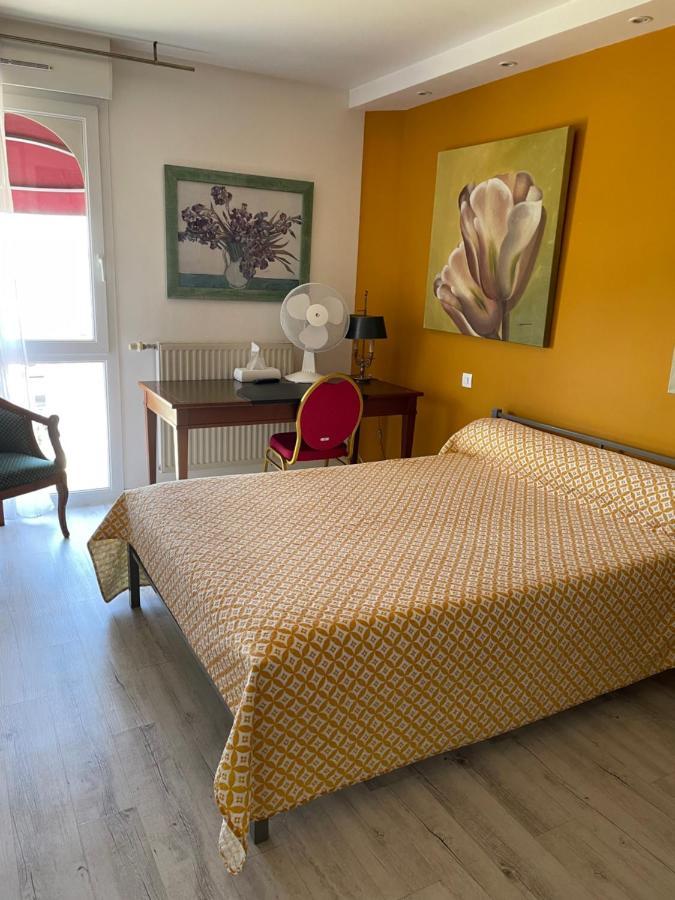 Hotel L'Abribis Firminy Zewnętrze zdjęcie