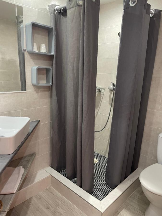 Hotel L'Abribis Firminy Zewnętrze zdjęcie