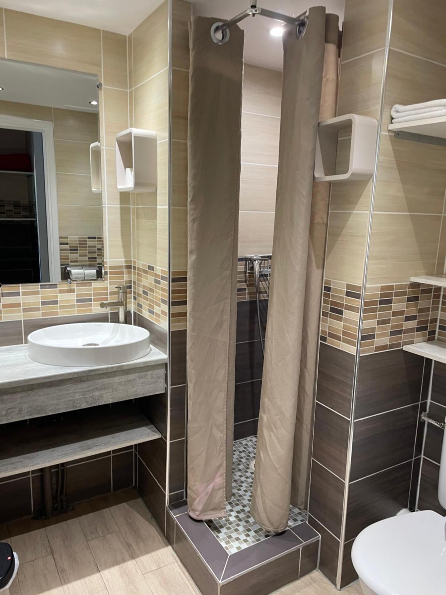 Hotel L'Abribis Firminy Zewnętrze zdjęcie